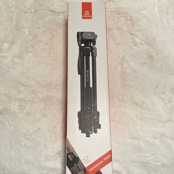 NIB-Phone & tablet tripod stand - Picture 1 of 3